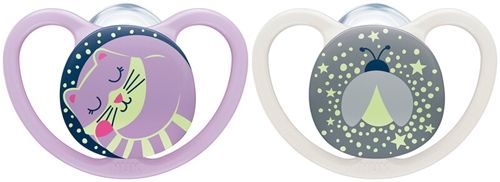 NUK Space Night 0-6 Månader Napp 2-pack, Katt/Eldfluga